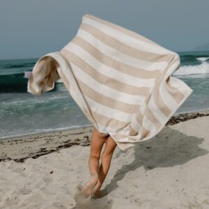 Ręcznik kąpielowy plażowy beżowy